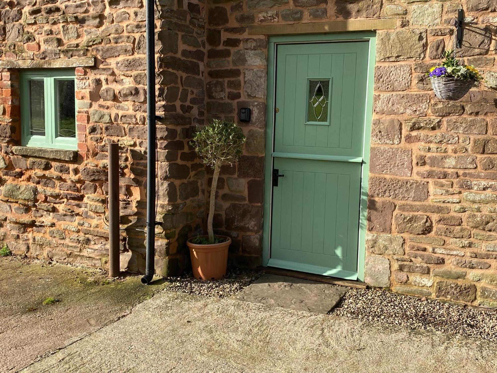 Oaklands Cottage On A Rural Farm Dingestow 외부 사진